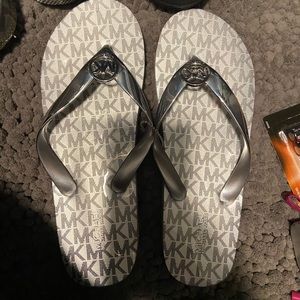 Michael kids flip flops